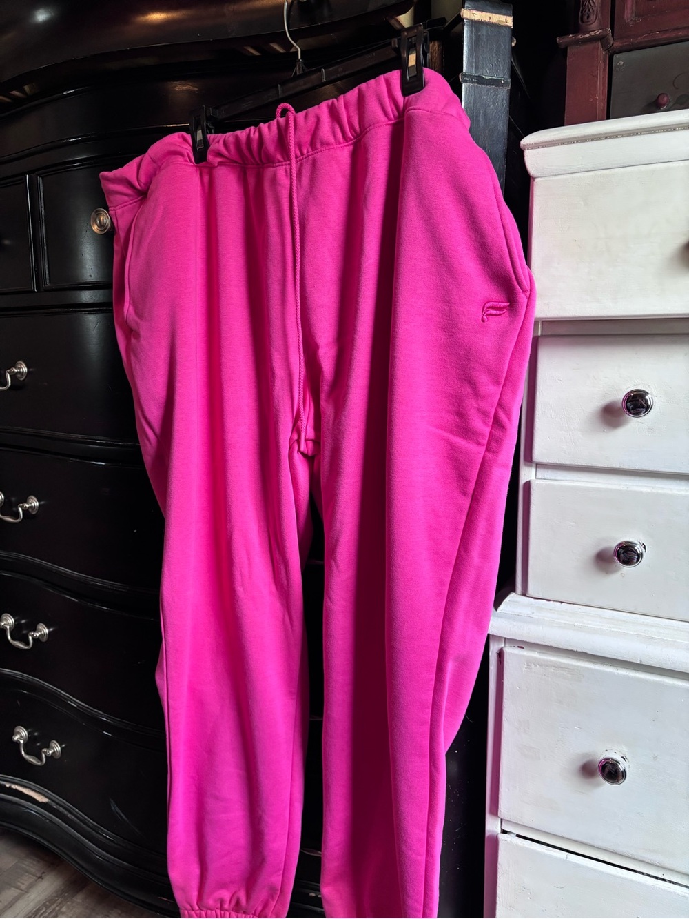 Fabletics women Bright Hot Pink Jogger Sweatpants
